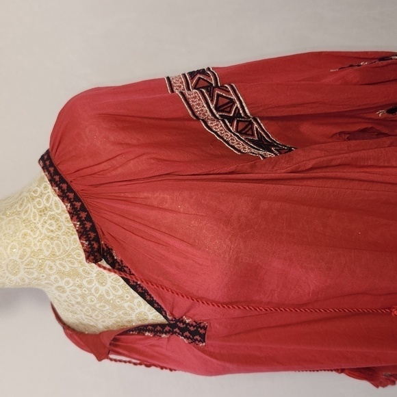 Alicia Pageboy Red Aztec/Tribal Embroidered V-Neck Tassle Tie Front Boho Top - Picture 8 of 13